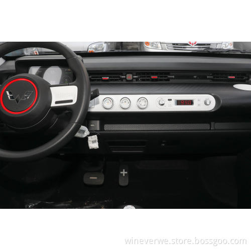 Cheap Wuling Mini Ev 4 Wheels Electric Car Second Hand Car Made In China